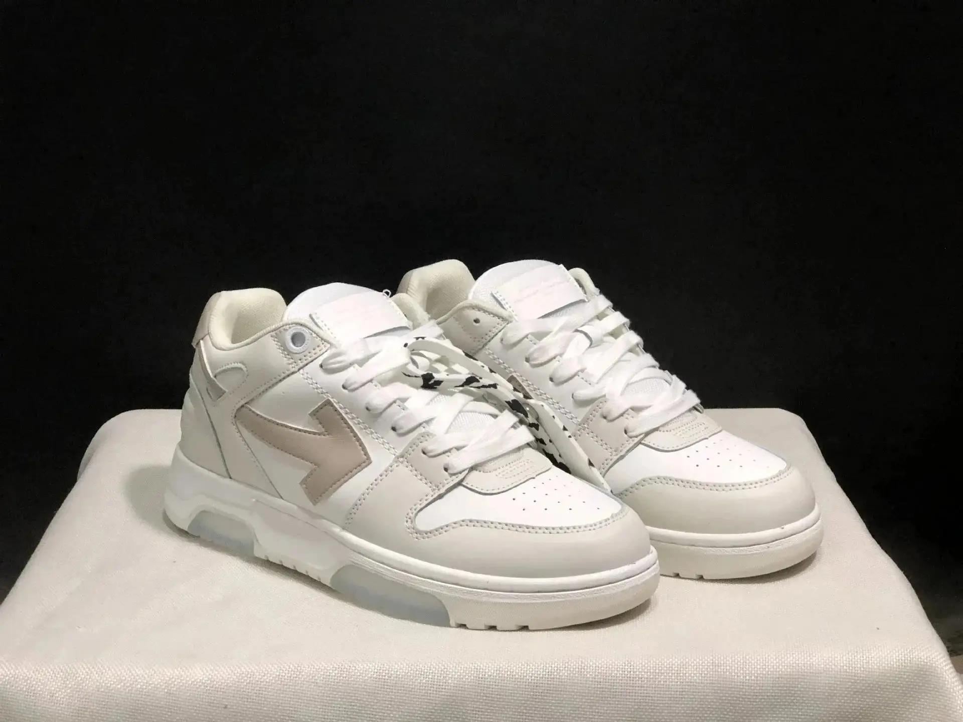 Off-White Shoes — photo 12 of 13