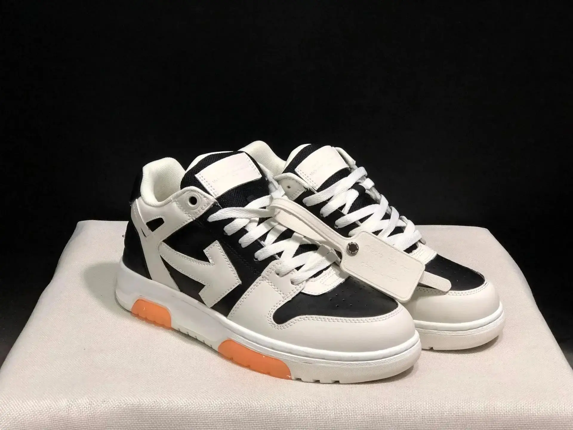 Off-White Shoes — photo 3 of 13