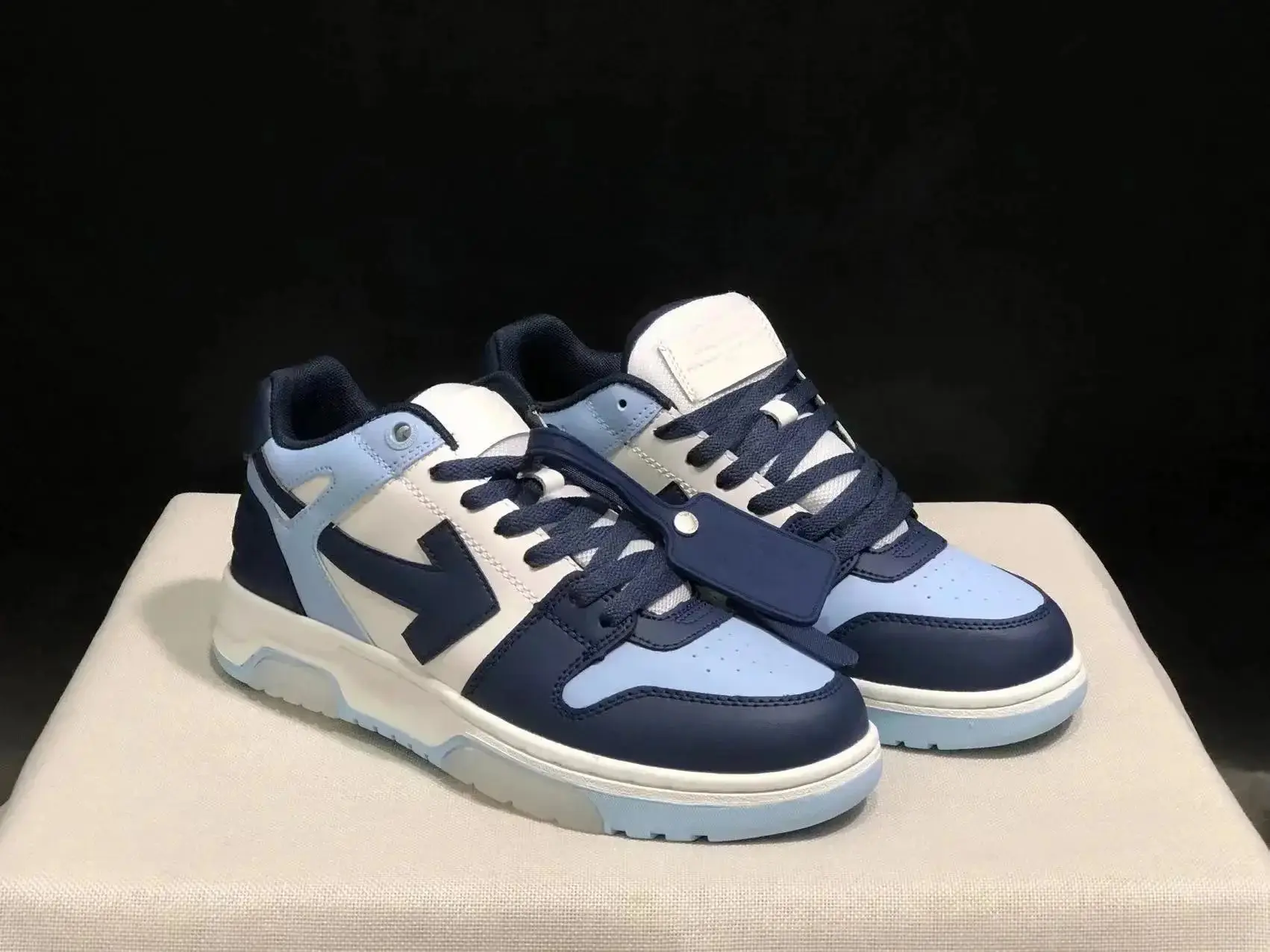 Off-White Shoes — photo 6 of 13