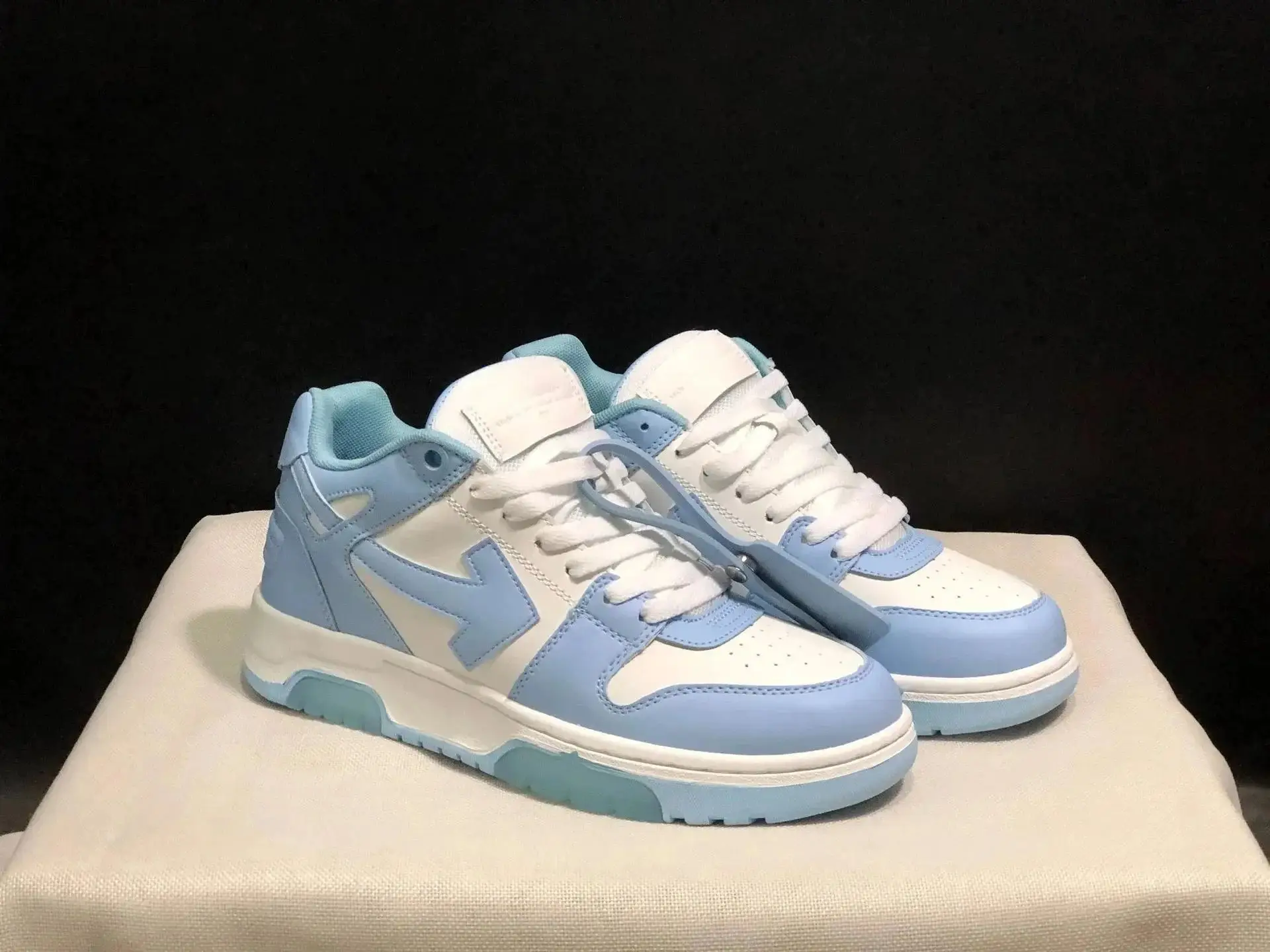 Off-White Shoes — photo 7 of 13