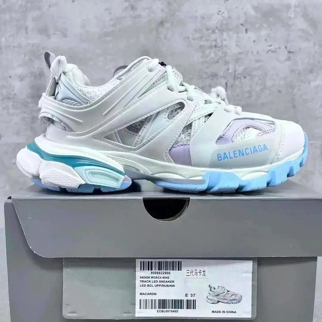 Balenciaga shoes — photo 6 of 15