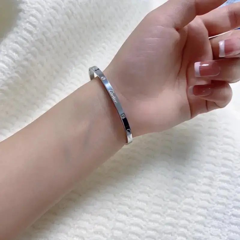 Cartier Love Bracelet — photo 15 of 15