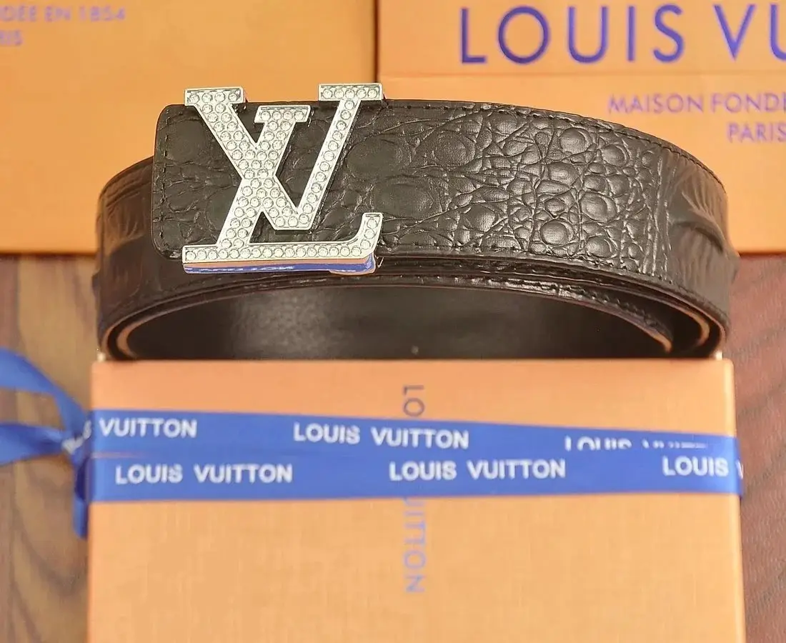 Louis Vuitton Belt — photo 13 of 14