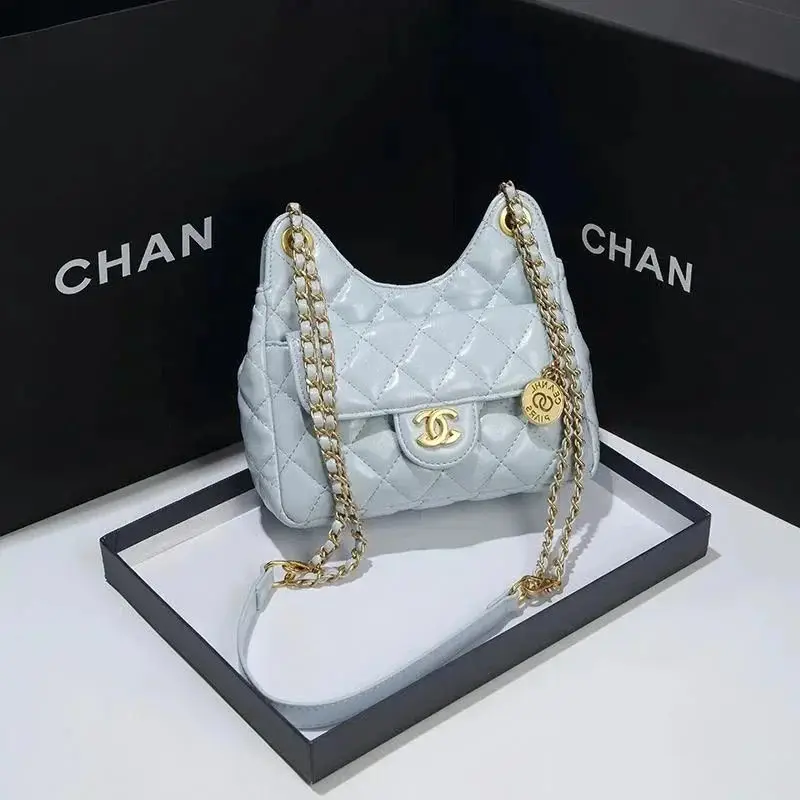 Chanel Fashion Bag — photo 3 of 5