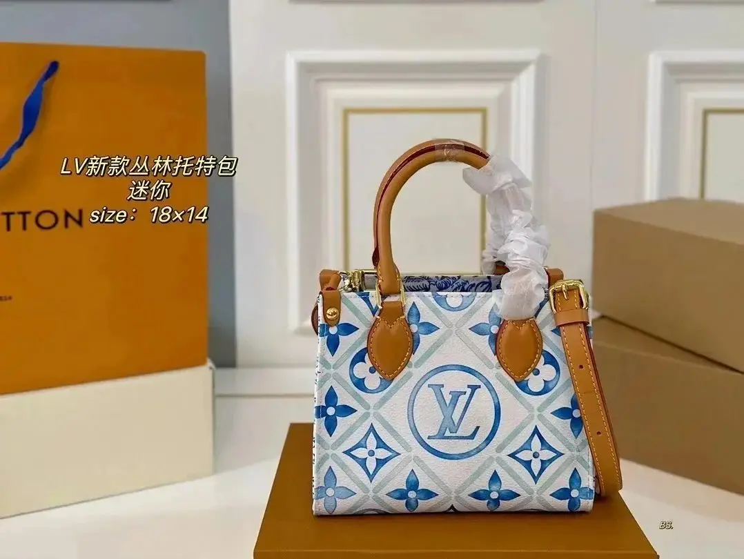 Louis Vuitton Damier Azur Mini Twist Bag — photo 3 of 14