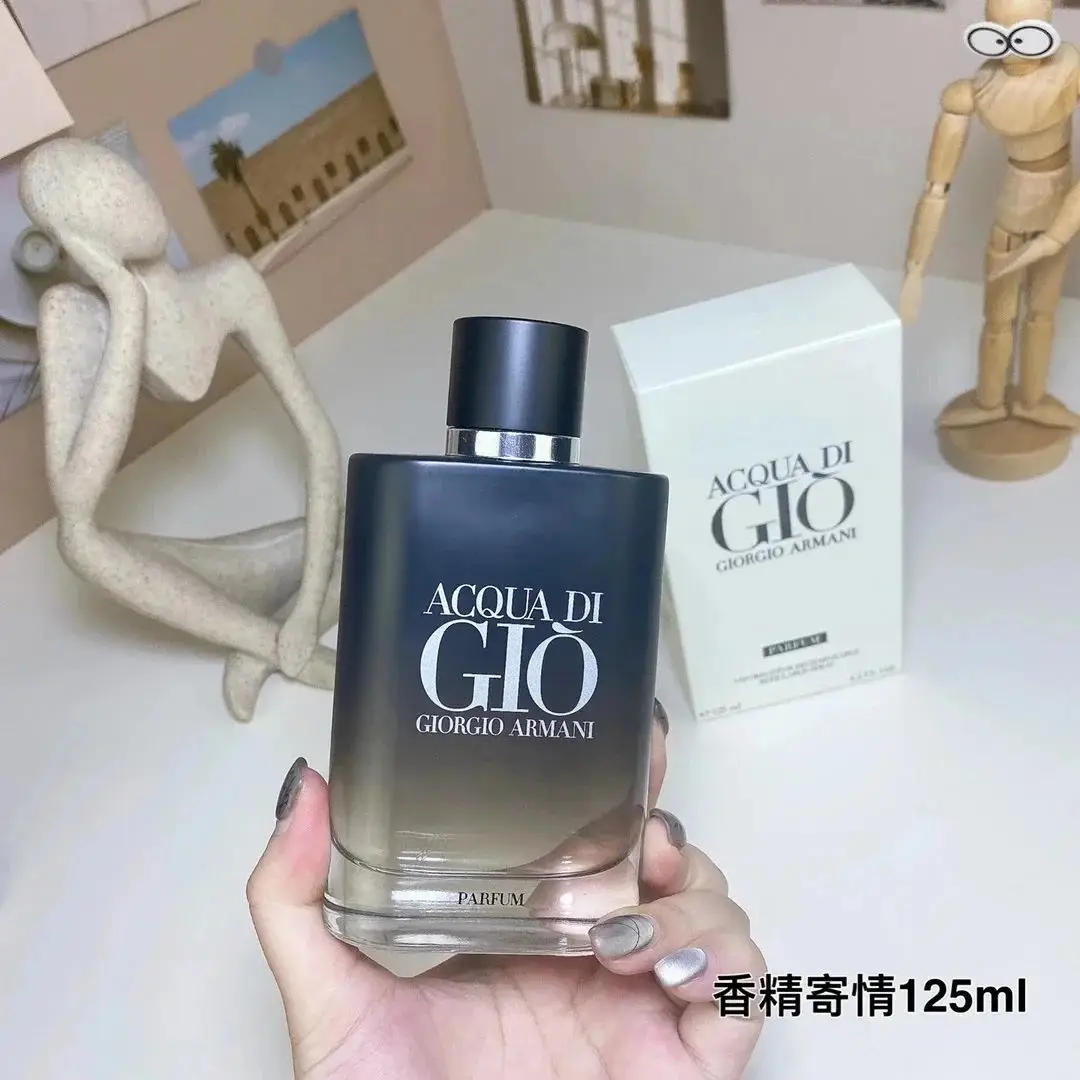 Men's perfume — photo 10 of 13