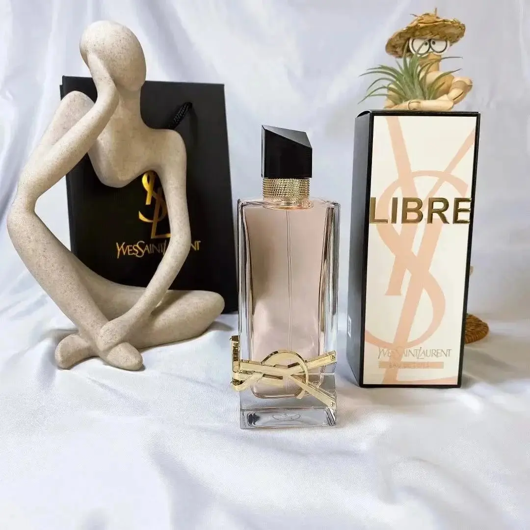 Dior Perfume — photo 8 of 15