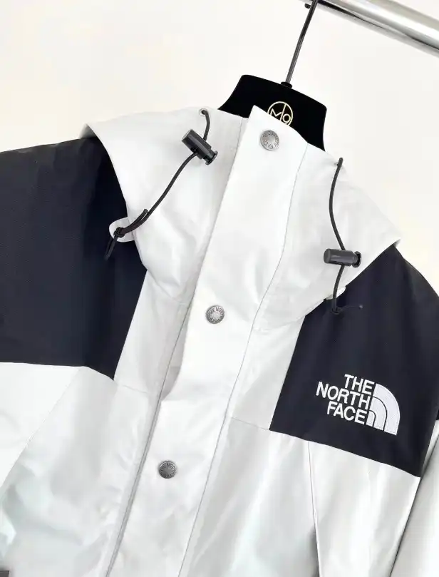 The North Face Mountain Jacket — photo 3 of 5
