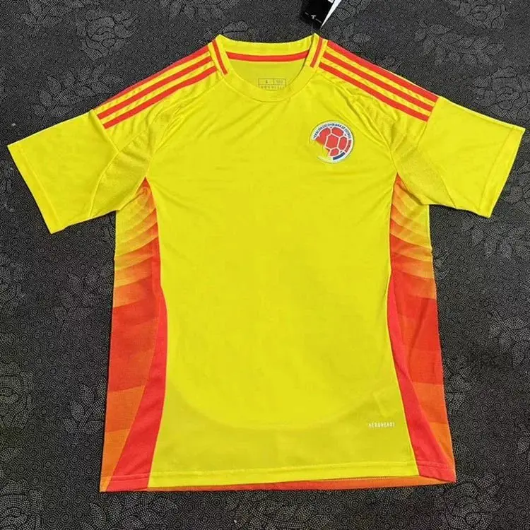 Puma Football Jersey — photo 5 of 5