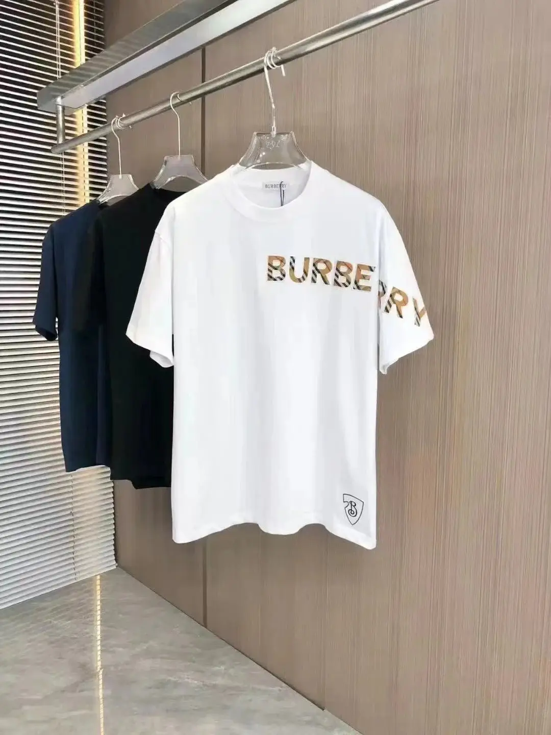 Burberry Embossed Logo Sweatshirt — photo 10 of 14