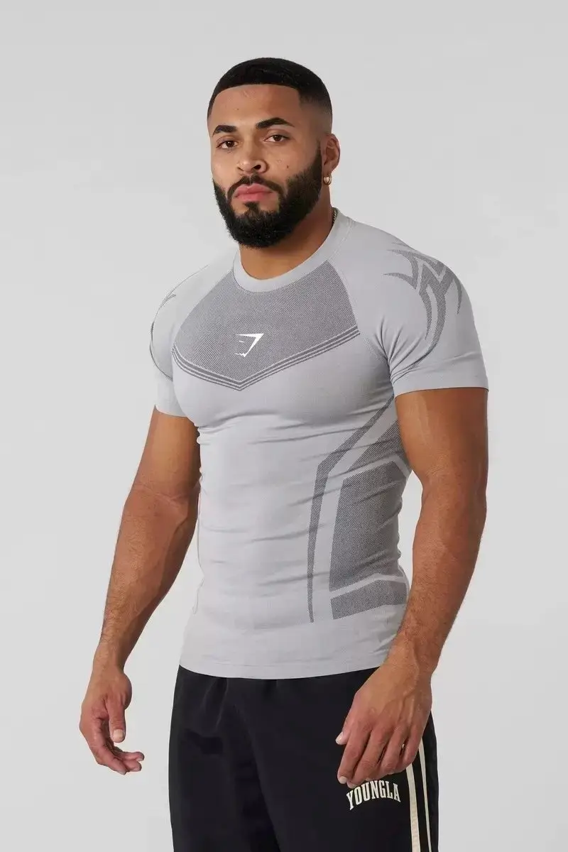 Gymshark Onyx 5.0 T-Shirt — photo 2 of 4