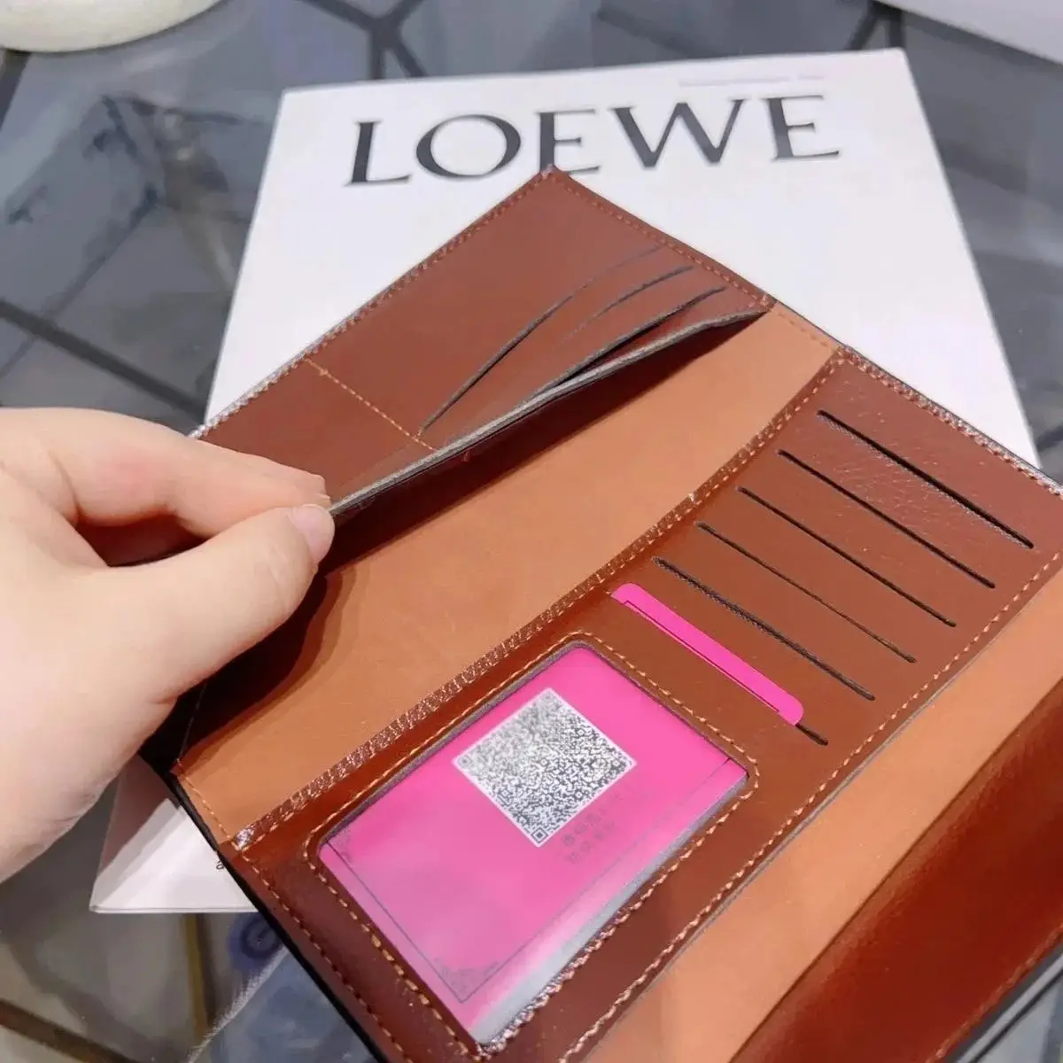 Saint Laurent Envelope Wallet — photo 4 of 9