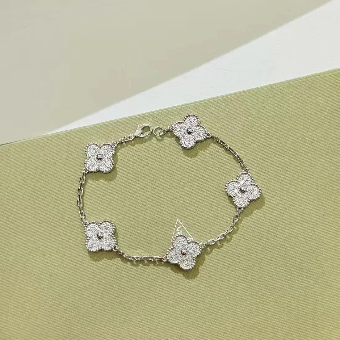 LV B. Blossom Bracelet — photo 11 of 11