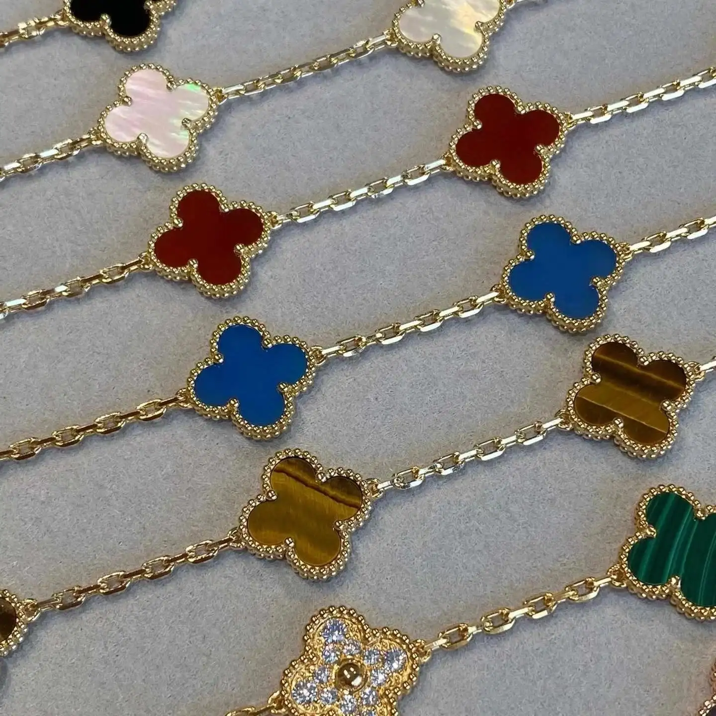 Van Cleef & Arpels bracele — photo 4 of 6