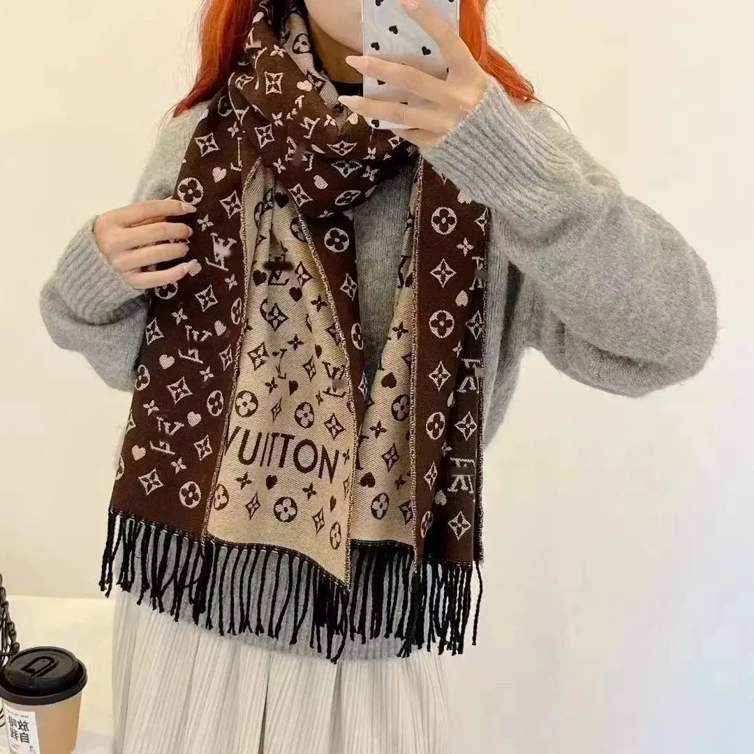 Lv/Dior Scarf — photo 12 of 15