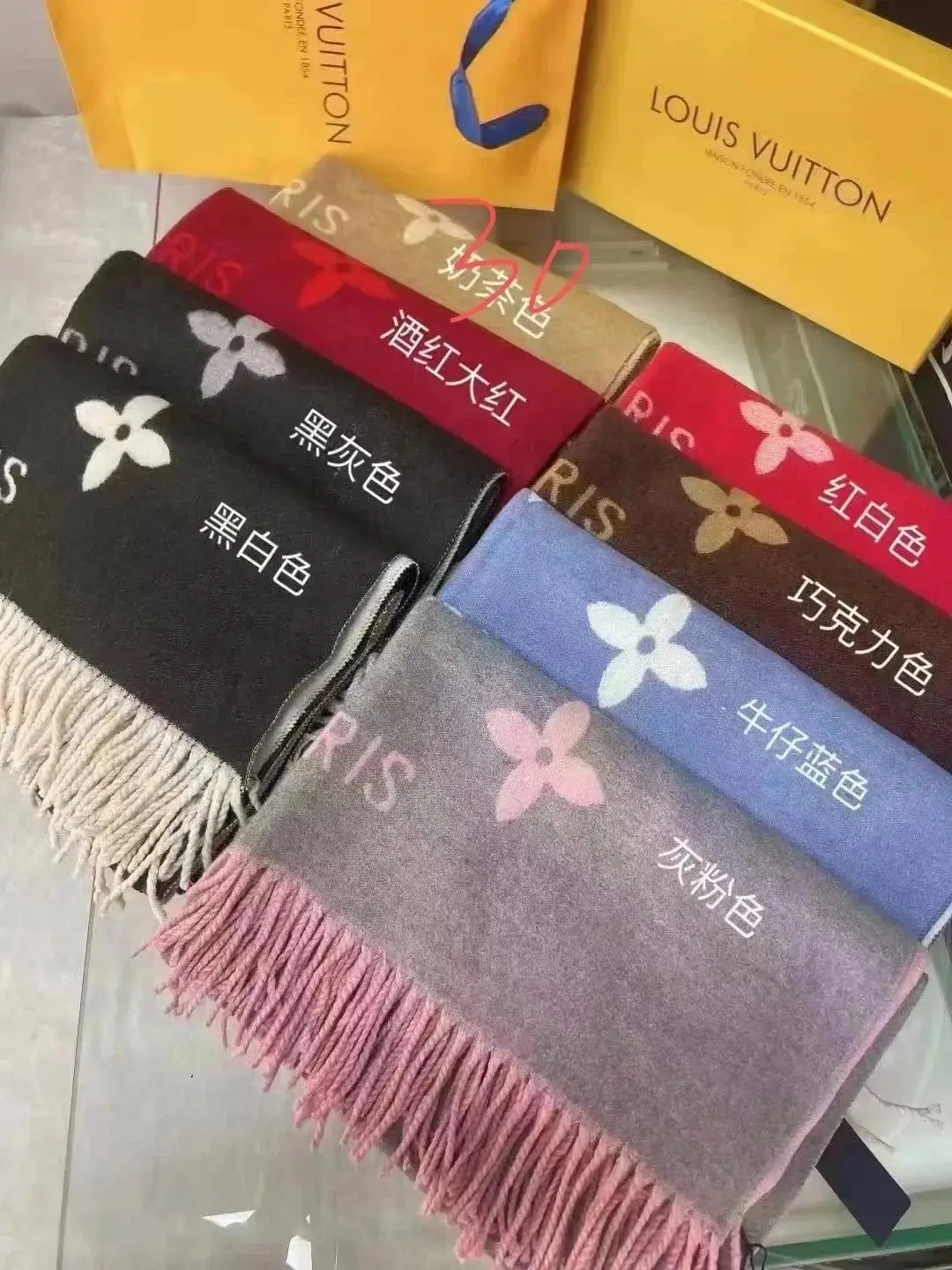 Lv/Dior Scarf — photo 8 of 15