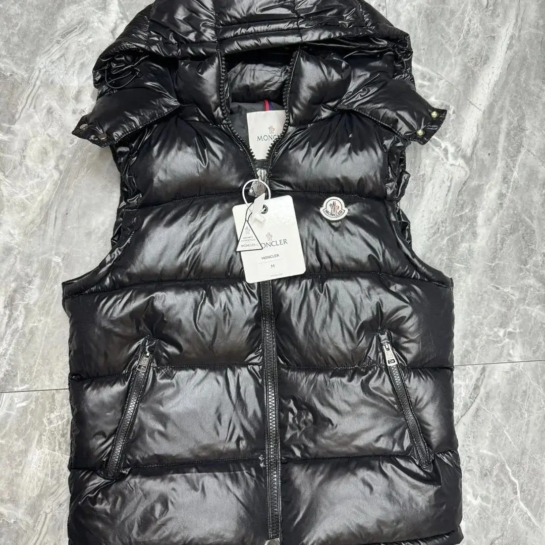 The North Face x Gucci GG Supreme Down Vest — photo 7 of 15