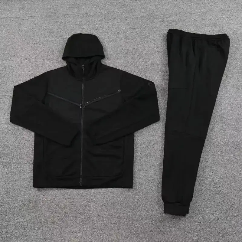 Nike Sportswear Tracksuit Set — photo 2 of 8