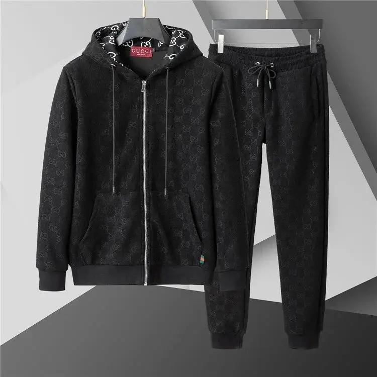 Gucci GG Supreme Hoodie and Jogger Pants Set — photo 2 of 6