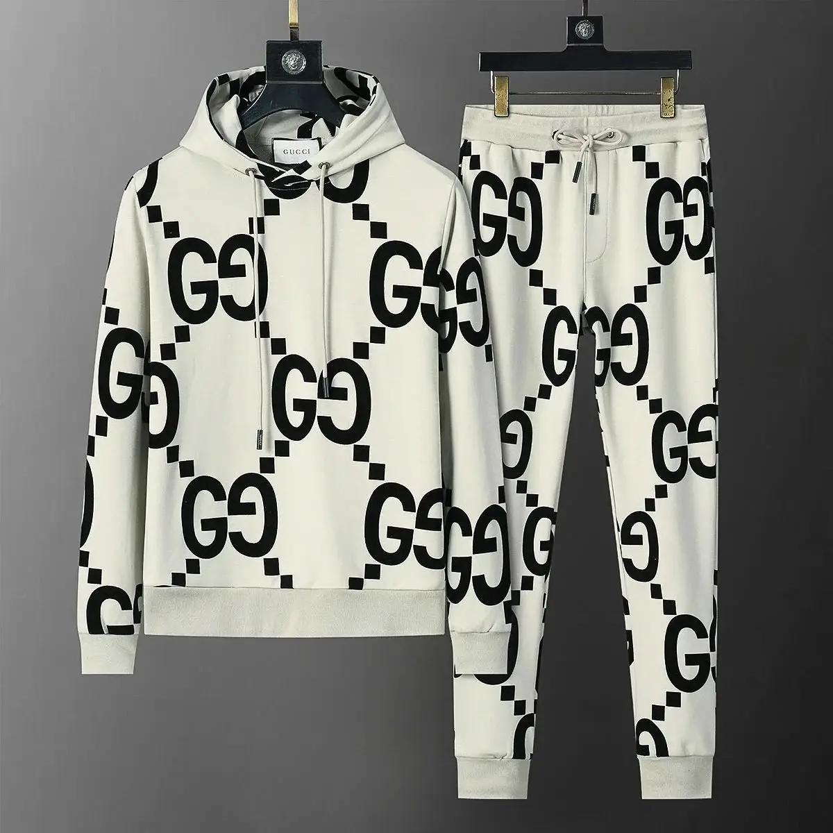 Gucci GG Supreme Hoodie and Jogger Pants Set — photo 6 of 6