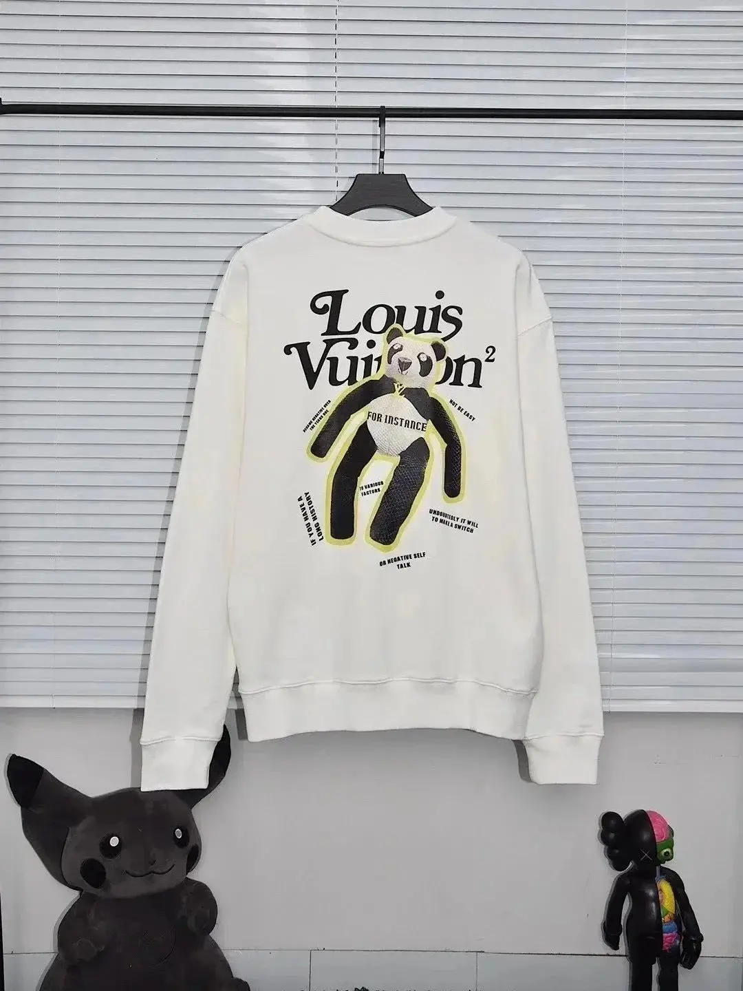 Louis Vuitton LV Monogram / Louis Vuitton2 / Gradient Logo Sweatshirts — photo 2 of 12