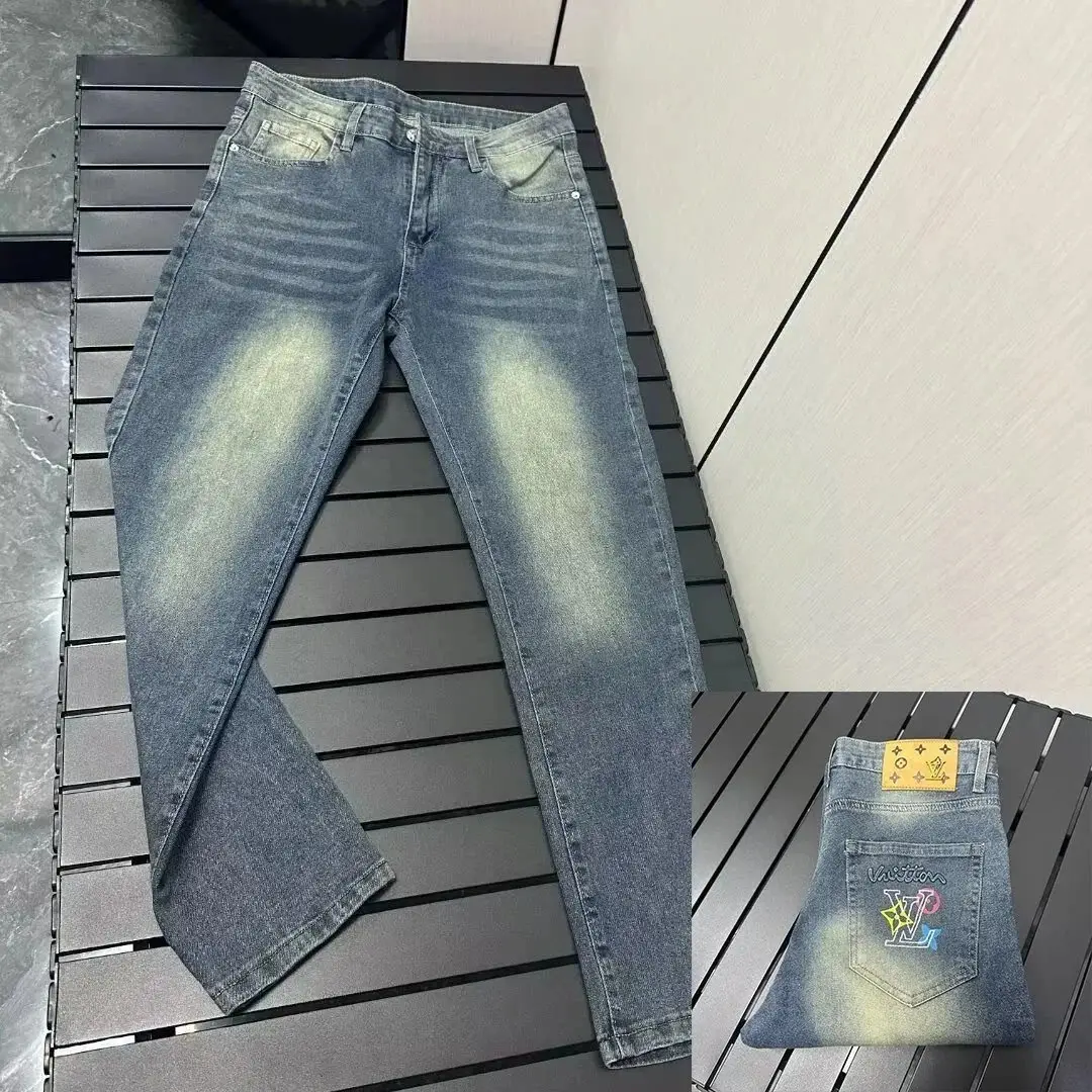 LV Jeans — photo 6 of 11