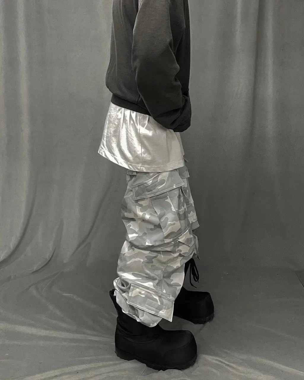 Balenciaga Cargo Pants — photo 7 of 9