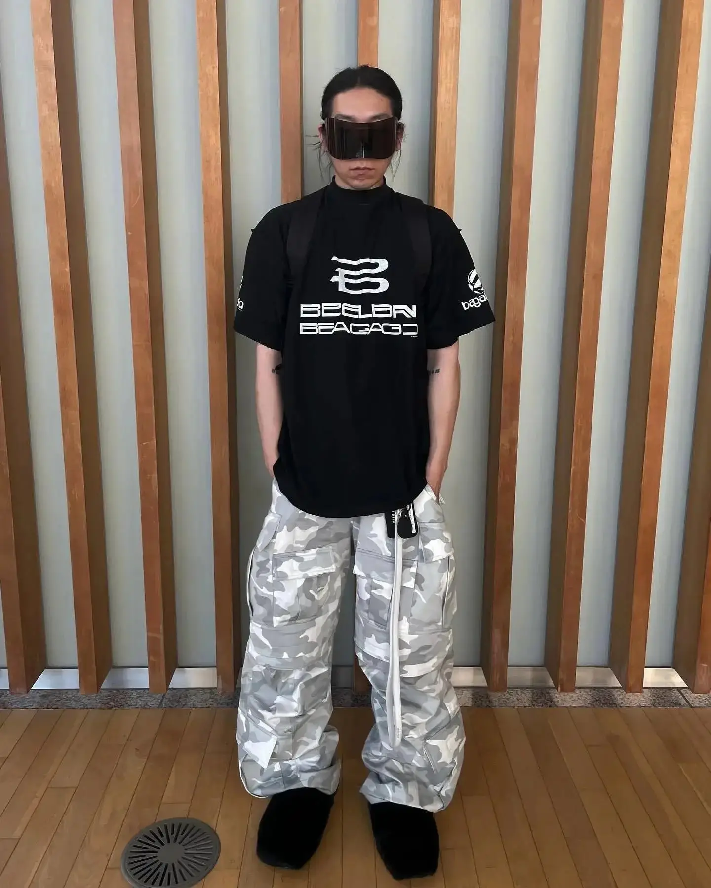 Balenciaga Cargo Pants — photo 9 of 9