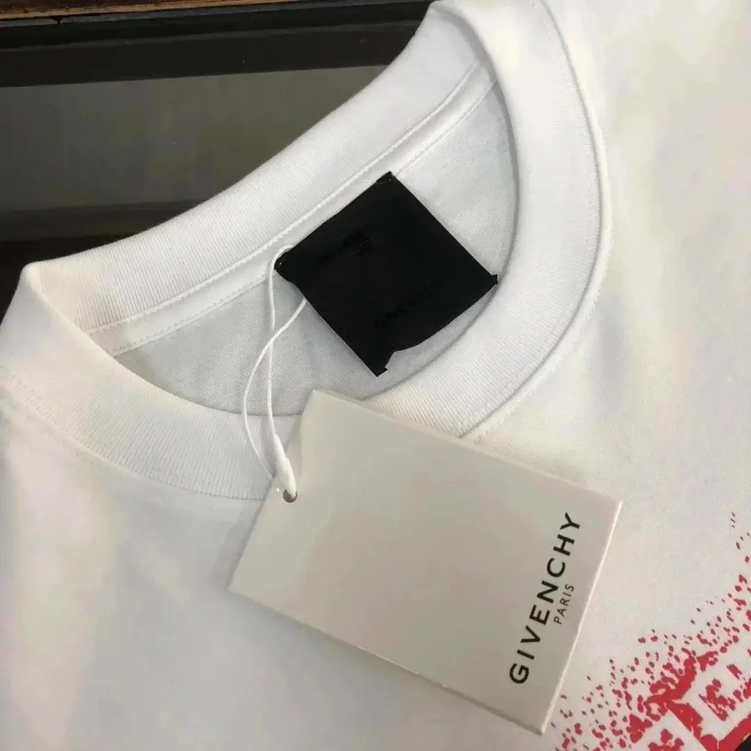 Givenchy/The North Face T-shirt（39 STYLE TOP） — photo 6 of 11