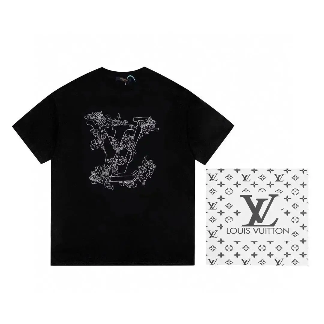 Louis Vuitton T-shirt — photo 9 of 9