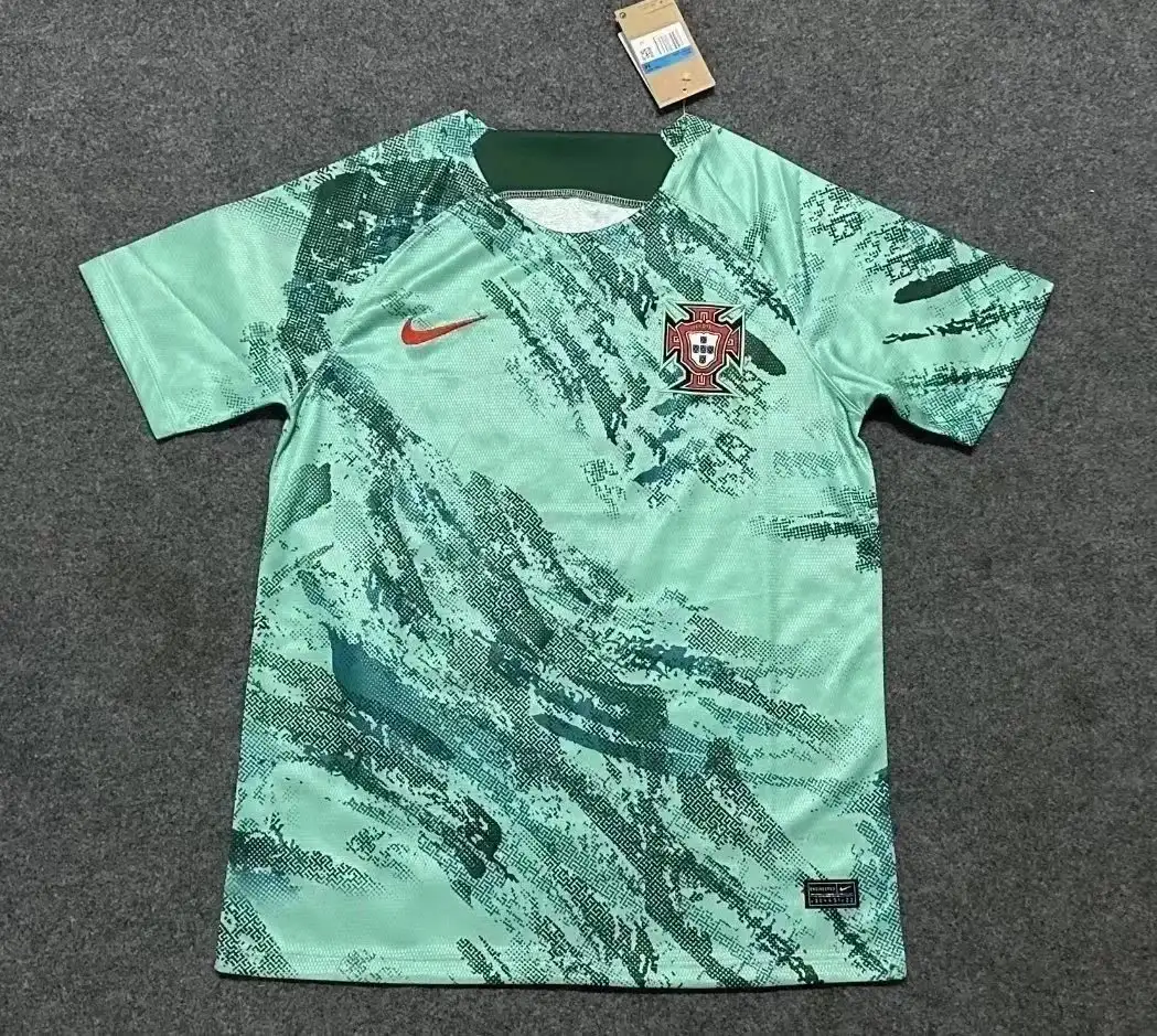 Nike Short - sleeved Shirt — photo 13 of 14