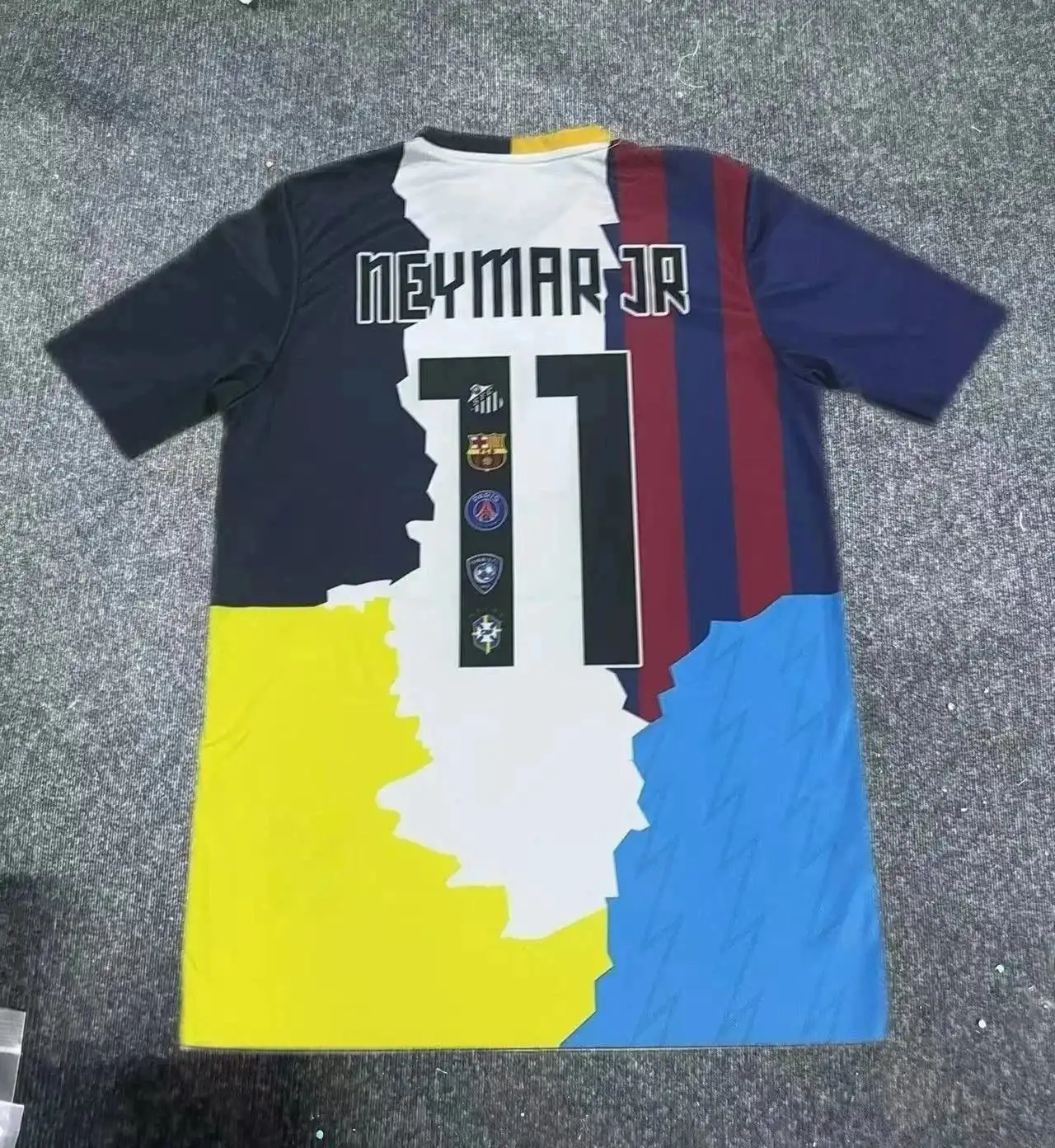 Santos Neymar Jr #11 Away Jersey — photo 7 of 7