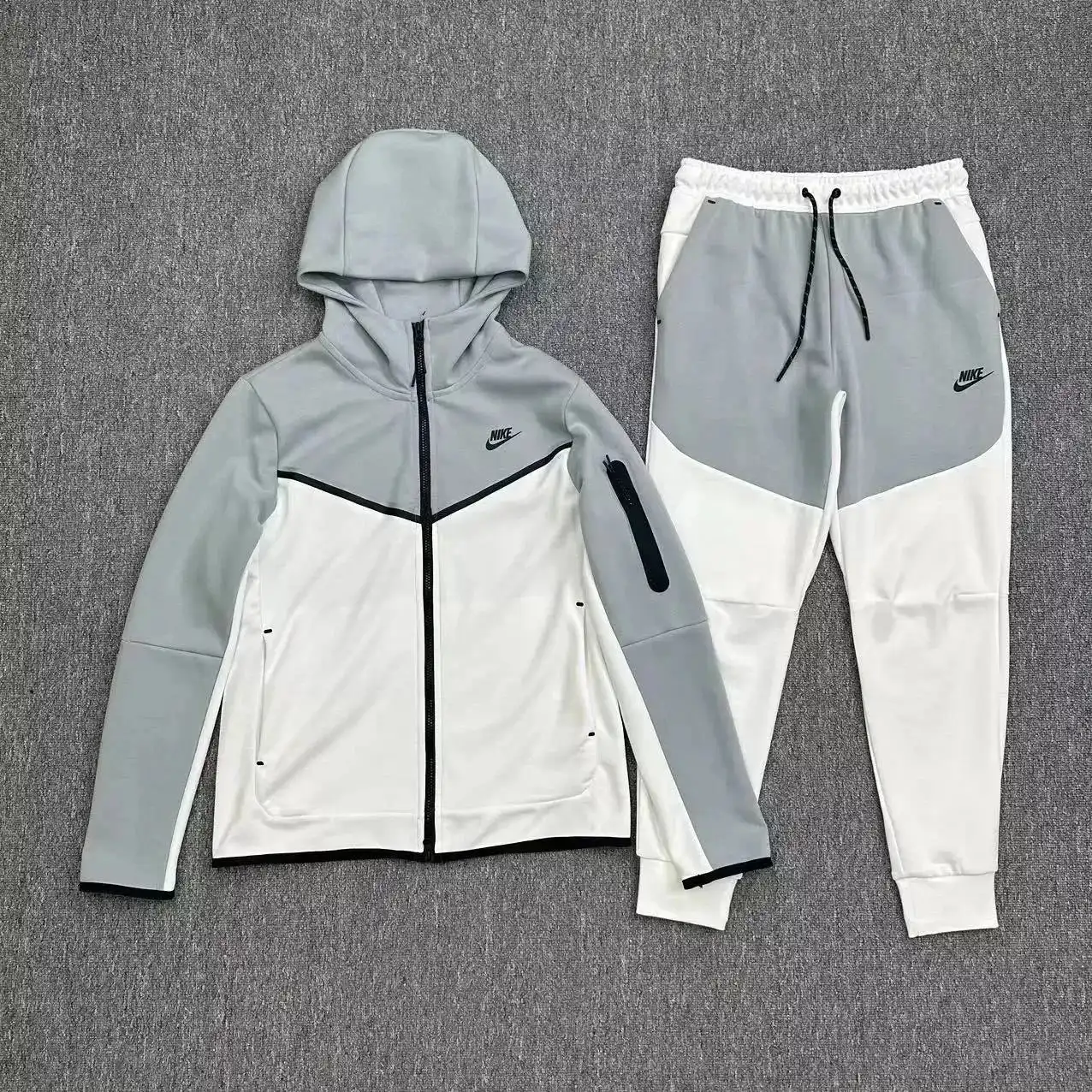 Nike B22 Hoodie and Pants Set — photo 4 of 10
