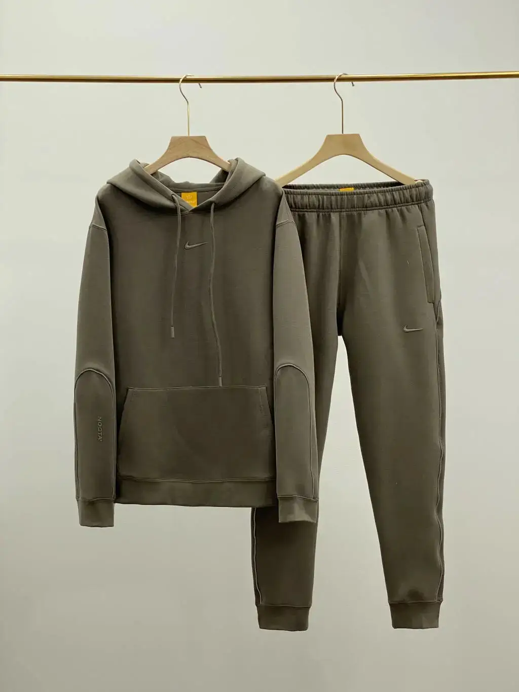 Nike Tech Fleece Hoodie & Pants Set — photo 8 of 14