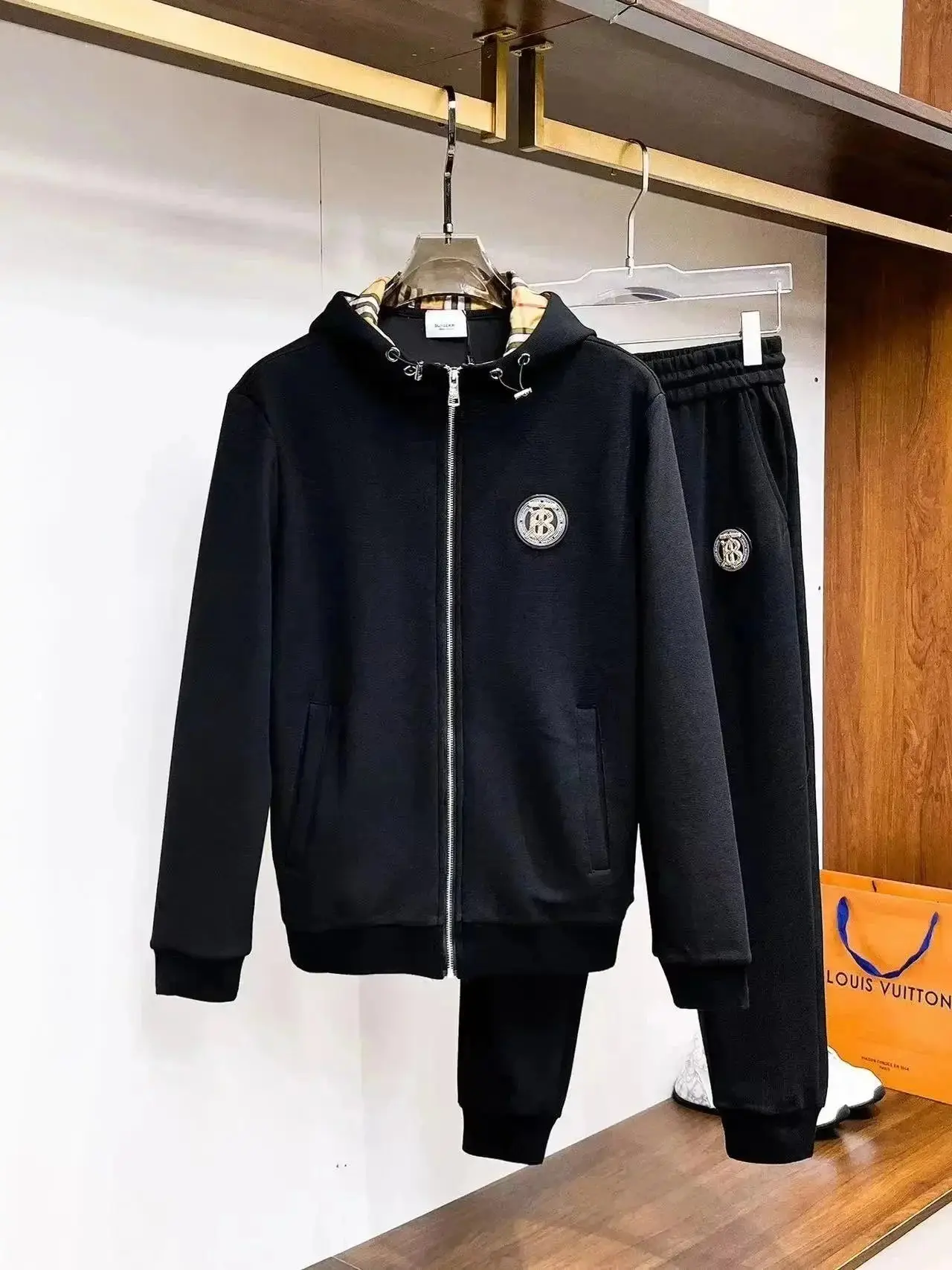Burberry Hoodie suit — photo 11 of 14