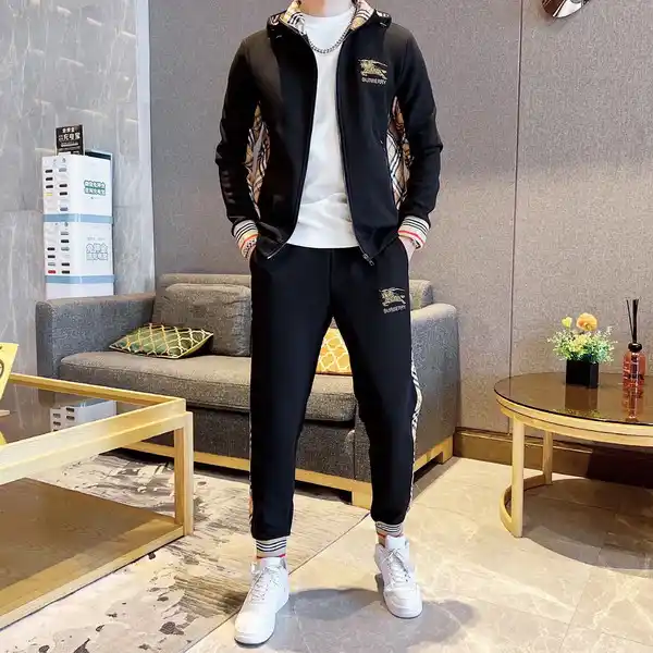 Burberry Hoodie suit — photo 4 of 14