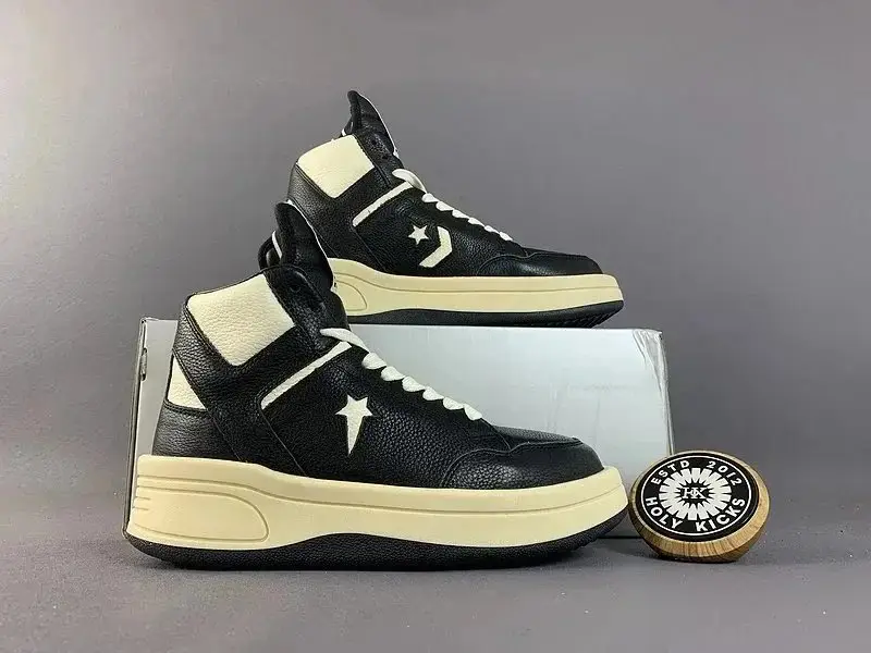Converse — photo 13 of 14