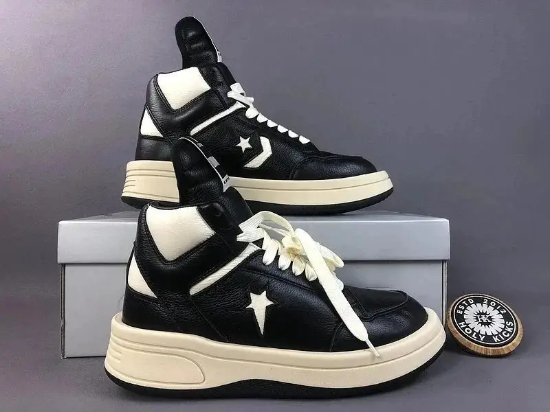 Converse — photo 3 of 14