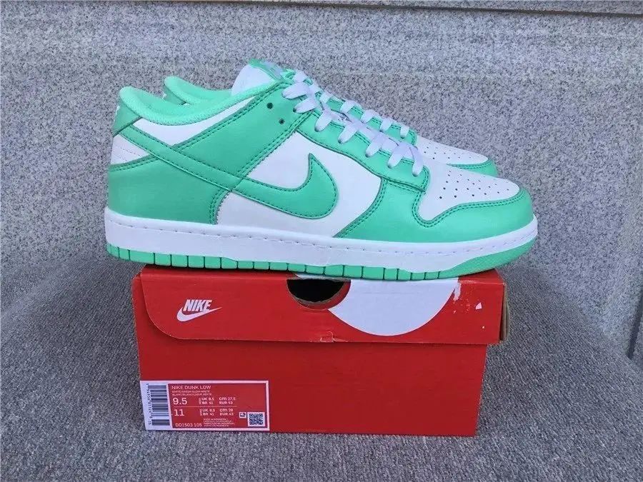 NIKE — photo 9 of 15