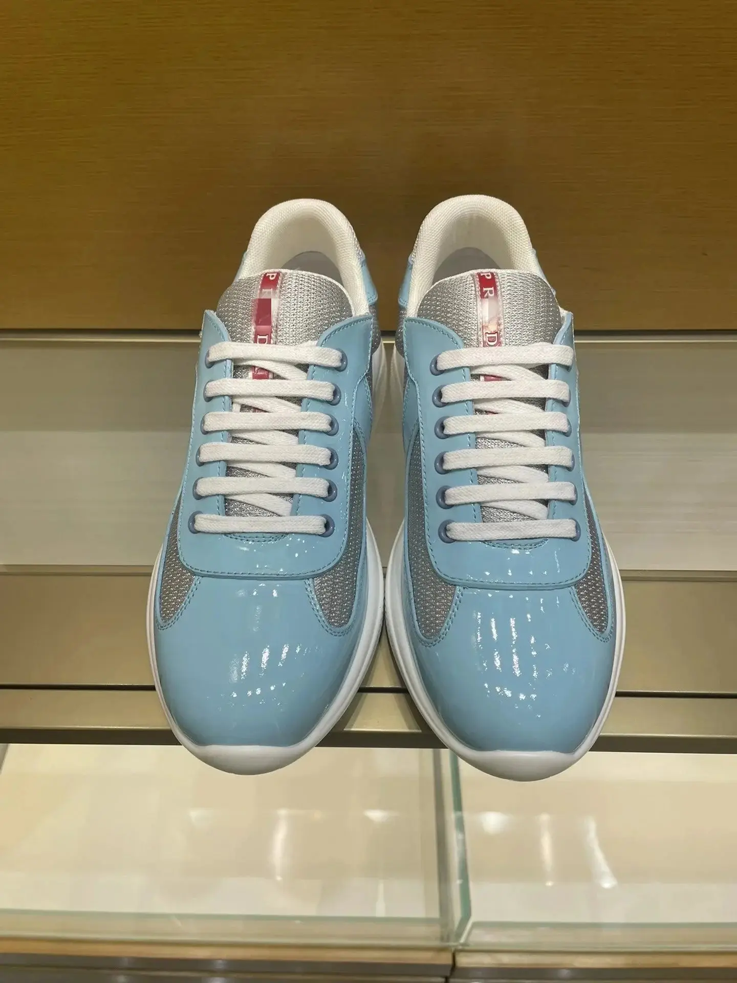 PRADA — photo 9 of 12