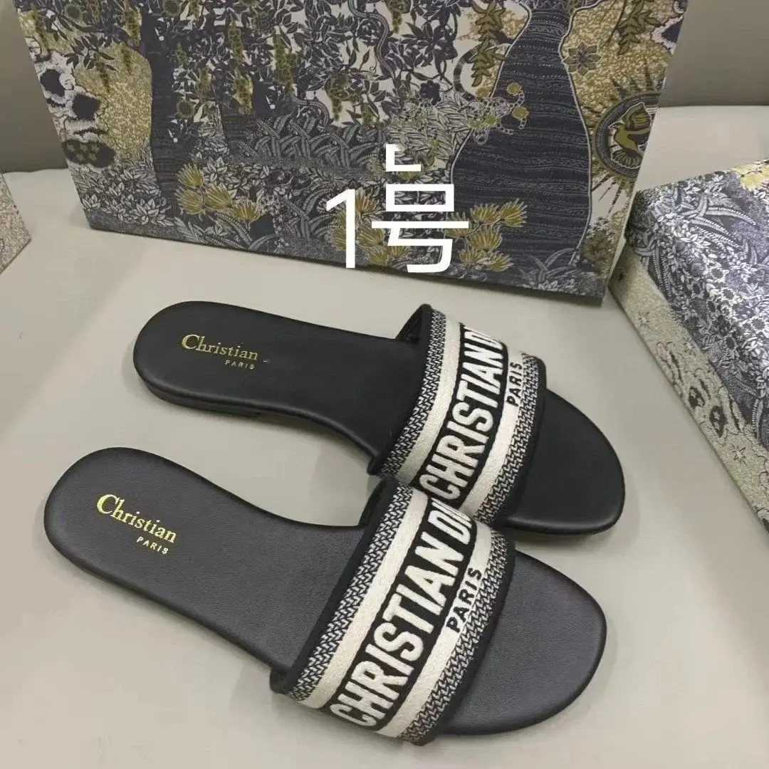 Christian Dior Slides — photo 2 of 14