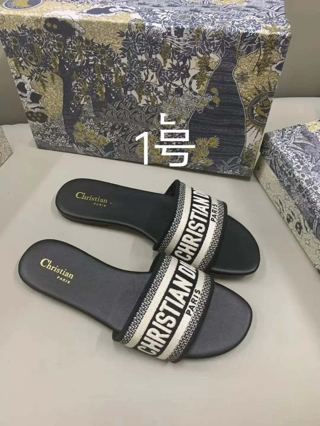 Christian Dior Slides — photo 8 of 14
