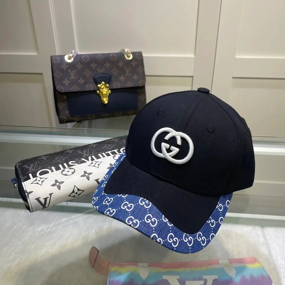 Gucci Baseball Cap — photo 2 of 15