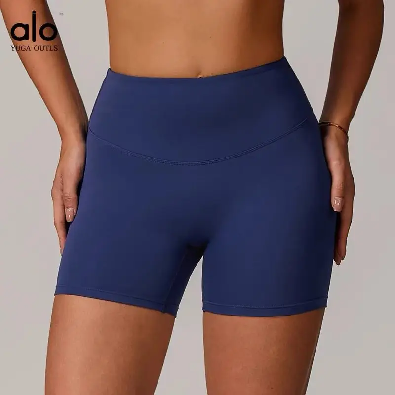 Alo Activewear — photo 11 of 15