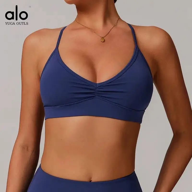 Alo Activewear — photo 7 of 15