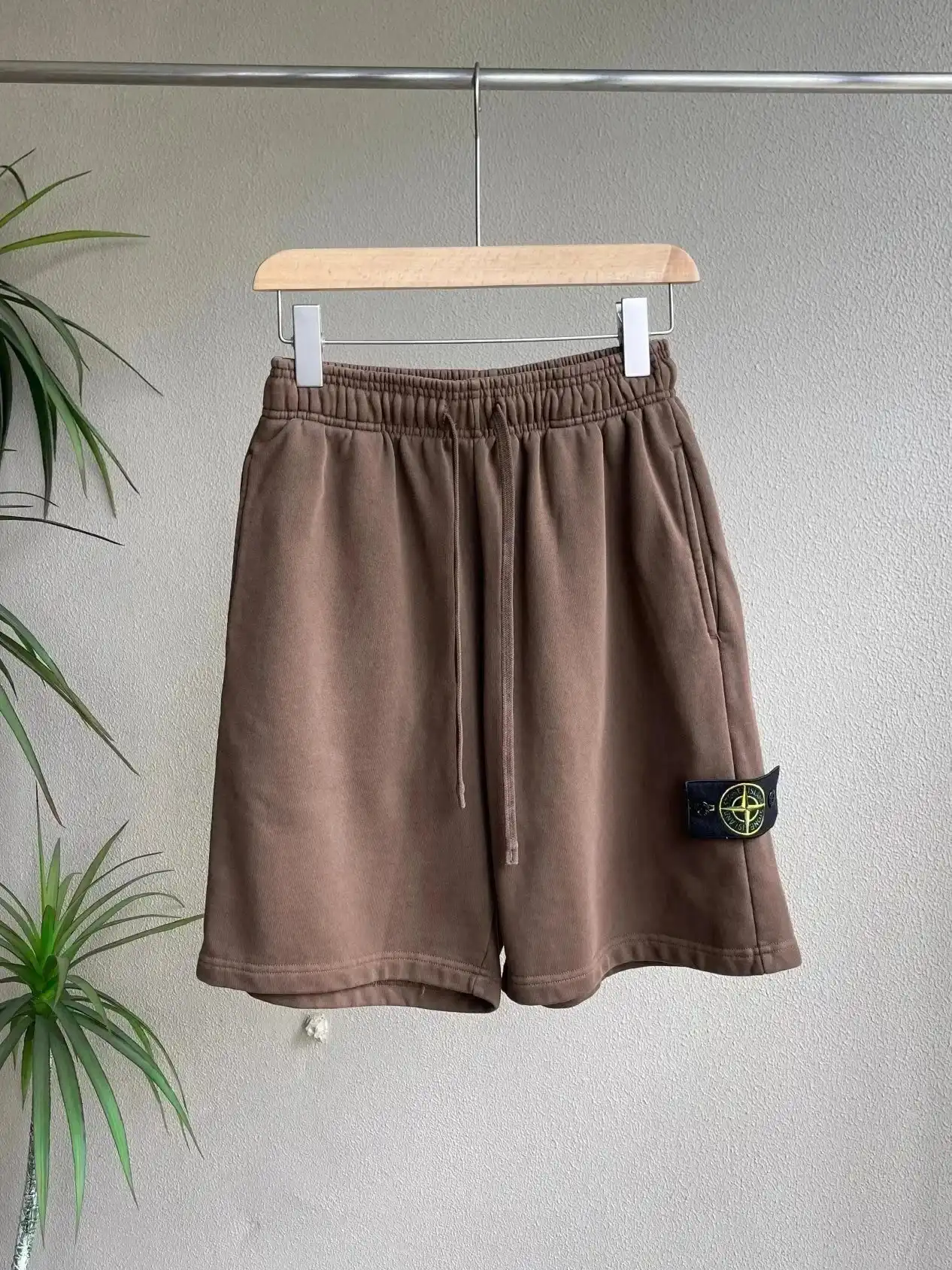 Design Shorts — photo 3 of 6