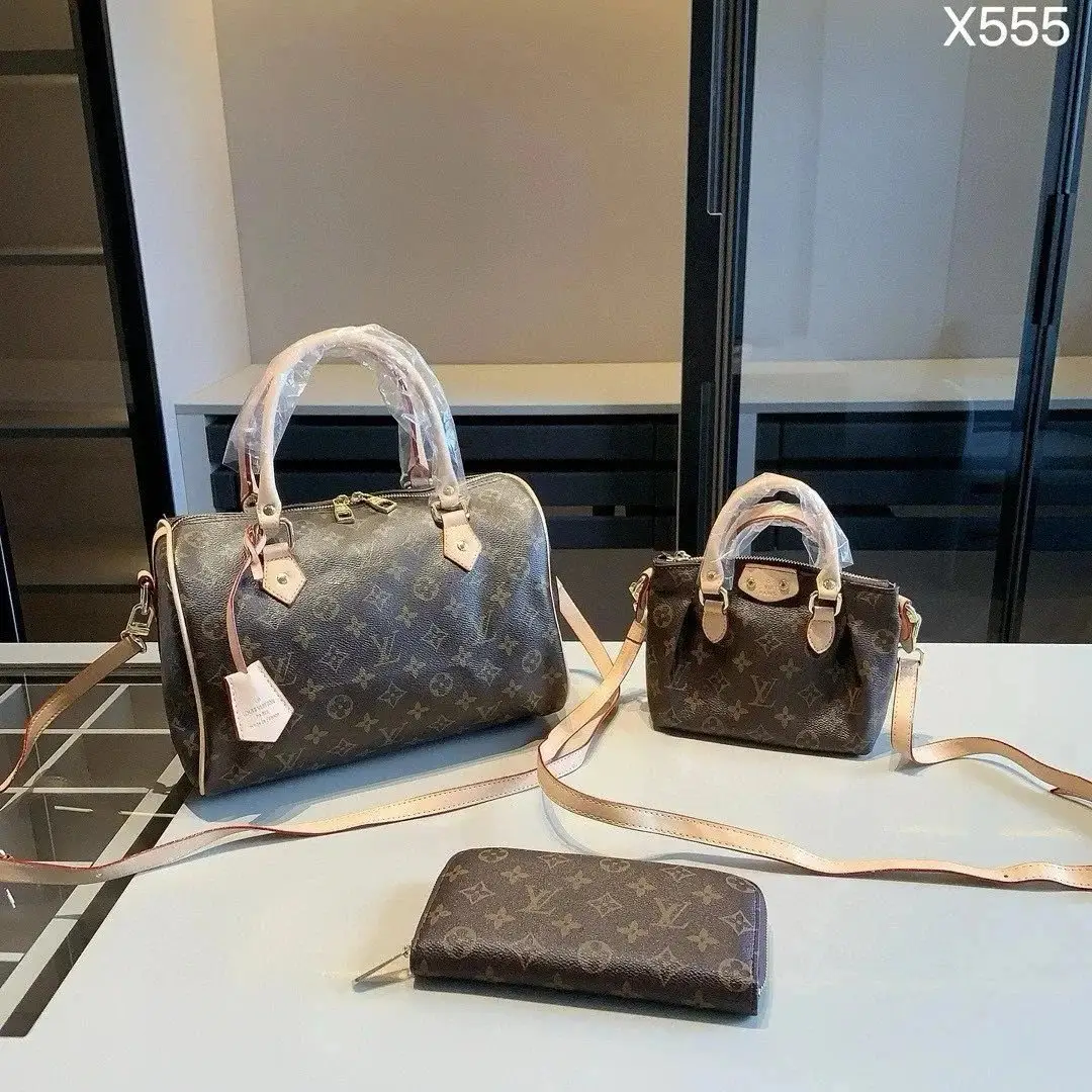 Louis Vuitton Backpacks — photo 10 of 14