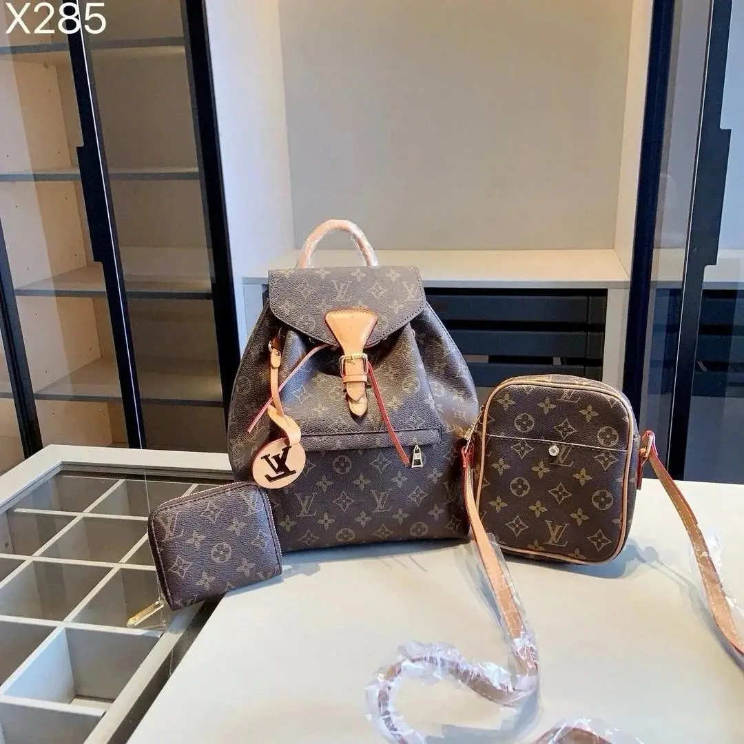 Louis Vuitton Backpacks — photo 4 of 14