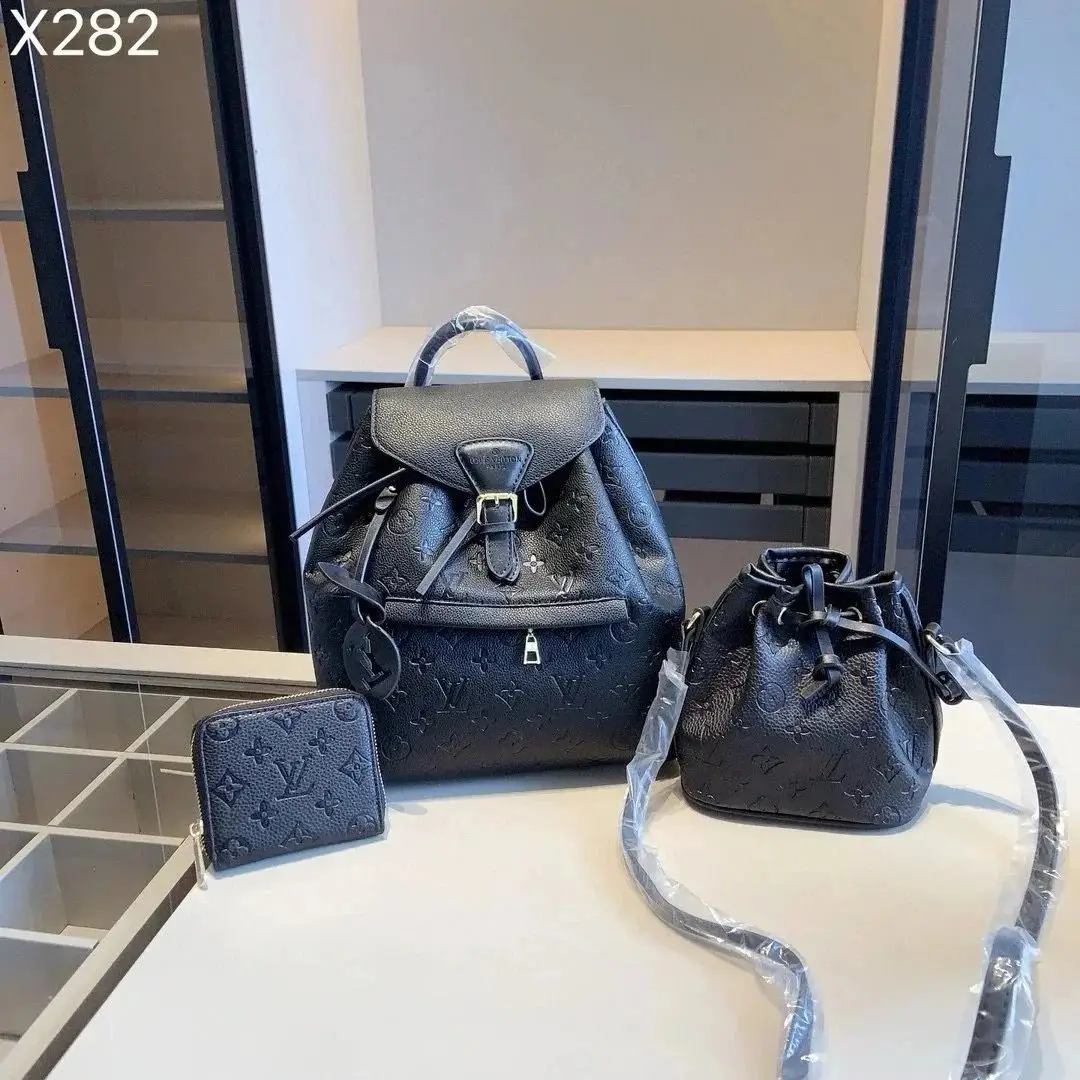 Louis Vuitton Backpacks — photo 7 of 14