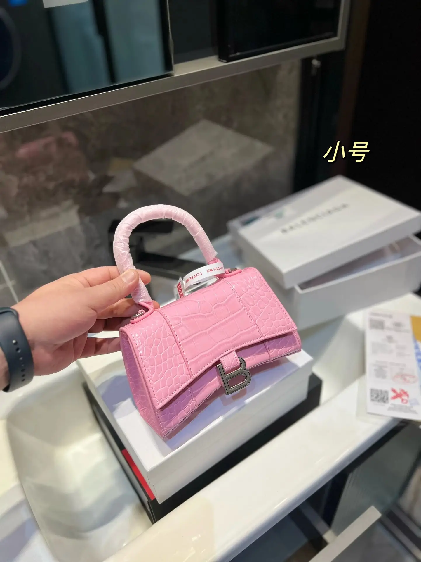 Balenciaga Handbags — photo 7 of 14